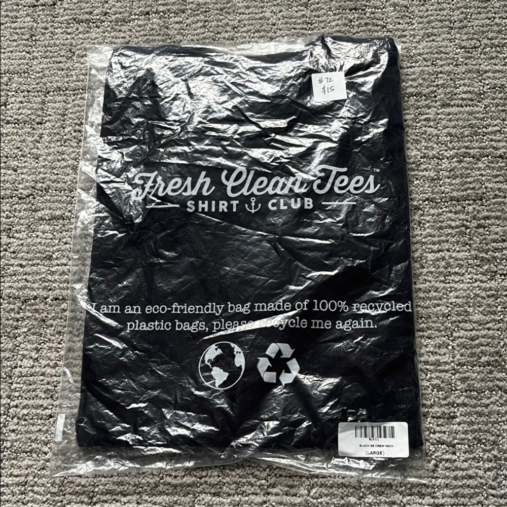 Fresh Clean Tees Black Crew-Neck Short Sleeved Shirt - Size S — image 2 of 3